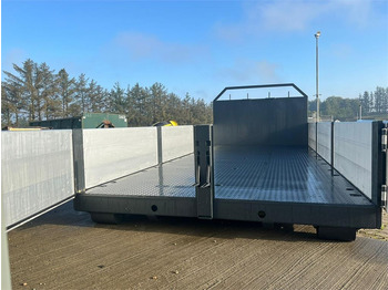 Tovarni sanduk SCANCON