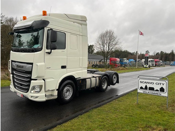 Tegljač DAF XF 530