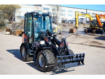 Kubota RT260-2 DELUXE  Kubota RT260-2 DELUXE: slika 4