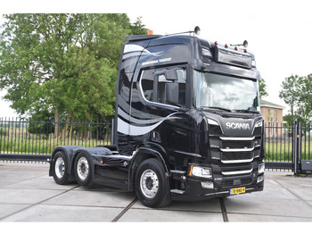 Tegljač SCANIA R 520