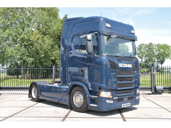 Tegljač SCANIA S 450