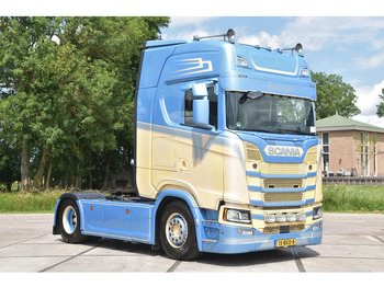 Tegljač SCANIA S 500