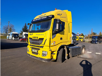Tegljač IVECO Stralis 400