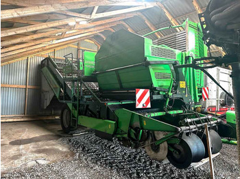 Kombajn AVR
