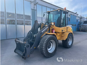 Utovarivač točkaš VOLVO L35