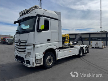 Kamion sa hidrauličnom kukom MERCEDES-BENZ Actros