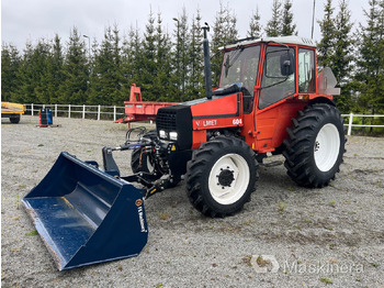 Traktor VALMET