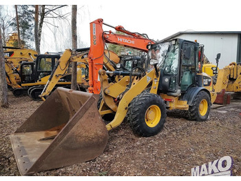 Utovarivač točkaš Caterpillar 906M: slika 5