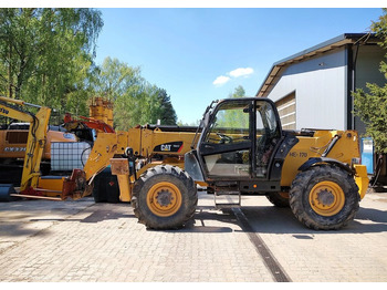 Teleskopski upravljač CATERPILLAR TH