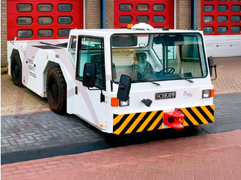 Aerodromski traktor SCHOPF