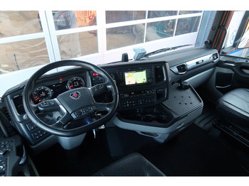 Interior photo 1: Tegljač Scania 540S NGS FULL AIR/ RETARDER/ ALCOA/ LEATHER/ 2X TANK/ PARK AIRCO