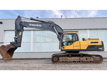 Bager guseničar Volvo EC 300 D L: slika 2