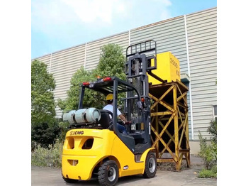 XCMG XCC-LW15 1.5 t Mini Electric Pallet Forklift Truck With Cheap Price - Električni viljuškar: slika 1 XCMG XCC-LW15 1.5 t Mini Electric Pallet Forklift Truck With Cheap Price - Električni viljuškar: slika 1