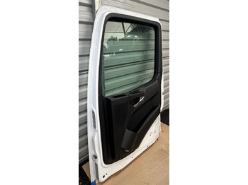 Vrata i delovi novi MERCEDES DOOR RIGHT  narrow cab M-CLASSIC SPACE  ACTROS AROCS MP4 MP5 BRAND NEW: slika 3