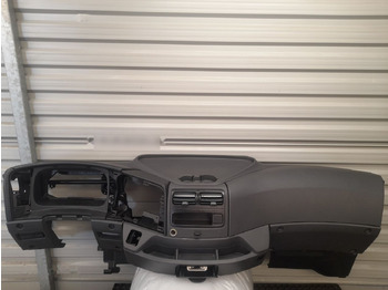 Komandna tabla MERCEDES-BENZ Atego