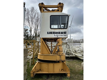 Toranjski kran LIEBHERR