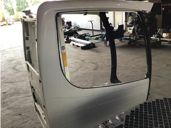 Kabina i enterijer LIEBHERR