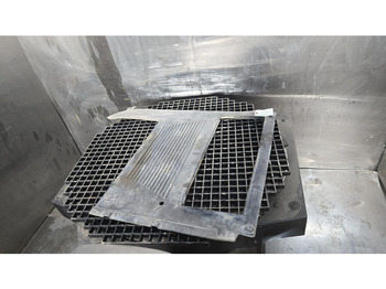 Kabina i enterijer LIEBHERR