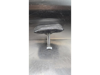 Kabina i enterijer LIEBHERR