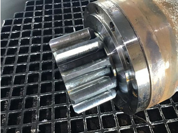 Rezervni deo Liebherr Swing Gear: slika 4