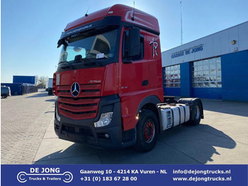 Tegljač MERCEDES-BENZ Actros 1945