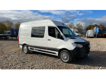Dostavno vozilo sa duplom kabinom MERCEDES-BENZ Sprinter 315