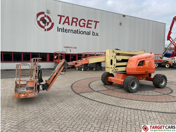 Zglobna platforma JLG