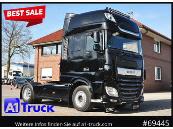 Tegljač DAF XF 530