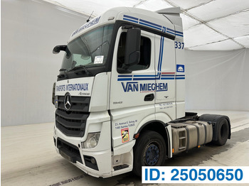 Tegljač MERCEDES-BENZ Actros 1842