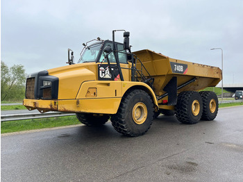 Zglobni kiper CATERPILLAR 740B