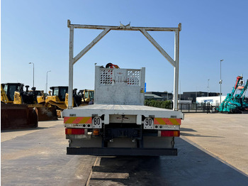 Kamion, Kamion sa dizalicom Iveco TRAKKER AD260T36: slika 4