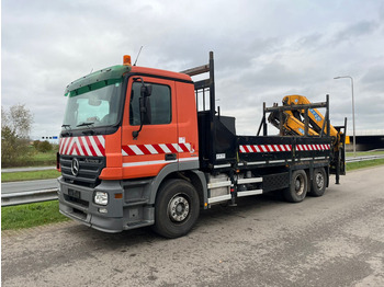Kamion sa dizalicom MERCEDESBENZ Actros 2641L 6x2: slika 1