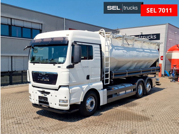 Kamion cisterna MAN TGX 26.440