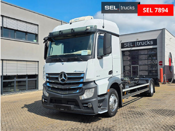 Kamion za prevoz kontejnera/ Kamion sa promenjivim sandukom MERCEDES-BENZ Actros 1842