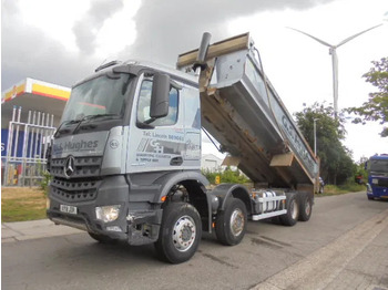 Istovarivač MERCEDES-BENZ Arocs