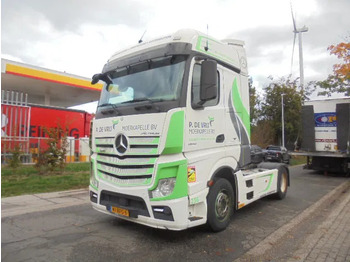Tegljač MERCEDES-BENZ Actros 1842