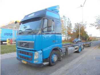 Kamion za prevoz kontejnera/ Kamion sa promenjivim sandukom VOLVO FH 420