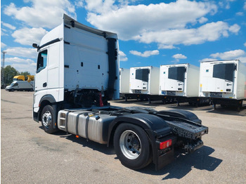 Tegljač Mercedes-Benz Actros 5 1845 LS BigSpace 4x2: slika 3