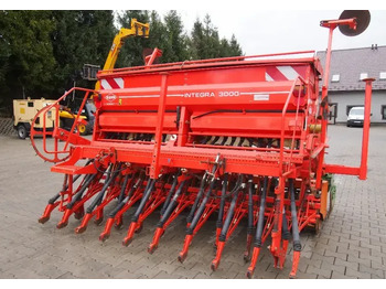 Kombinovana mašina za setvu Agregat uprawowo-siewny Kuhn KE303 i INTEGRA 3000 2009 Agrebat uprawowo siewny, brona aktywna AMAZONE i KUHN: slika 4