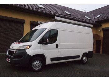Furgon PEUGEOT Boxer
