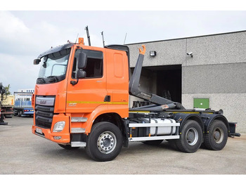 Kamion sa hidrauličnom kukom DAF CF 460
