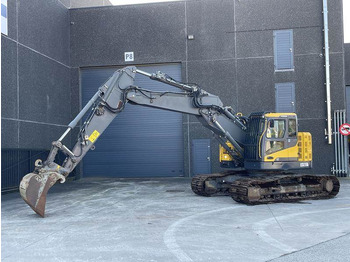 Bager guseničar VOLVO ECR235DL