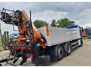 Kamion sa tovarnim sandukom MAN TGS 26.400