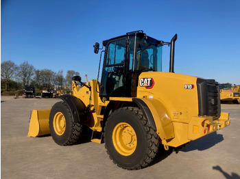 Utovarivač točkaš CATERPILLAR 910