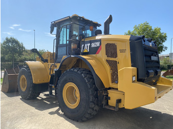 Utovarivač točkaš CATERPILLAR 962M