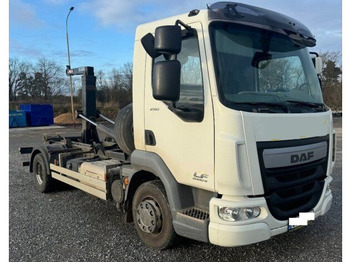 Kamion sa hidrauličnom kukom DAF LF 250