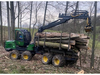 Prevoznik JOHN DEERE
