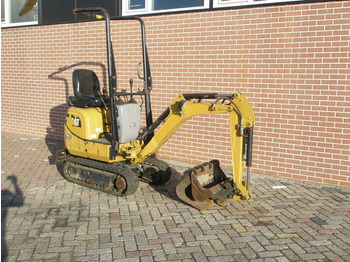 Mini bager Caterpillar 300.9: slika 3
