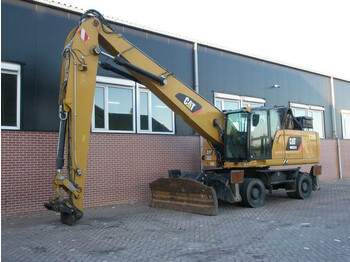 Bager za obradu otpada/ Industrije CATERPILLAR MH3024