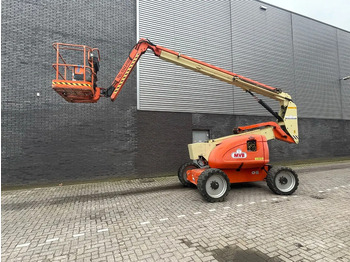 Teleskopska platforma JLG 600AJ